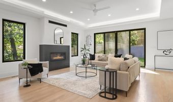 3644 N VERMONT St, Arlington, VA 22207