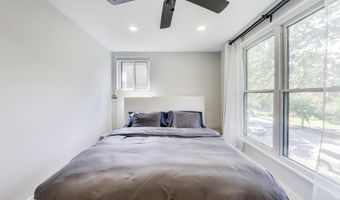 1225 EMERSON St NE, Washington, DC 20017