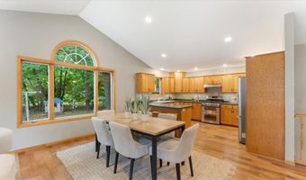 151 Bluffs Rd NW, Alexandria, MN 56308