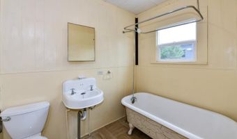 841 Ripley St, Santa Rosa, CA 95401