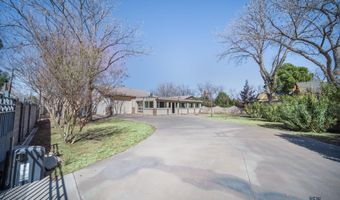 1403 S Country Club Cir, Carlsbad, NM 88220