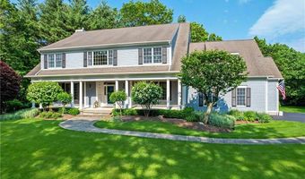 30 Taggart Ct, East Greenwich, RI 02818
