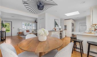 104 Kay Blvd, Newport, RI 02840