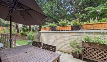 7425 DEMOCRACY Blvd 14, Bethesda, MD 20817