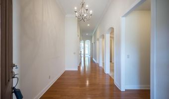 719 Clayton Corners Dr, Ballwin, MO 63011