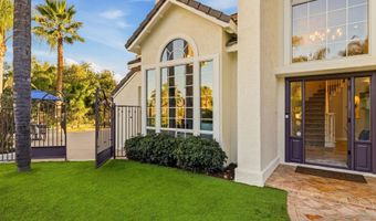 2110 Campo Pl, Escondido, CA 92027