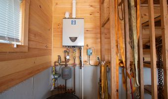 3 Cross Rd, Cabot, VT 05647