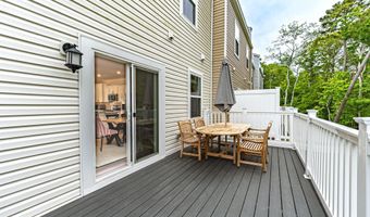 12428 SEA OAKS Ln 4, Berlin, MD 21811