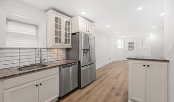 15 SEATON Pl NE 1, Washington, DC 20002
