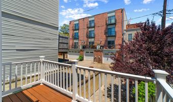 909 S STREEPER St, Baltimore, MD 21224