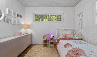 3177 Sunnywood Dr, Ann Arbor, MI 48103