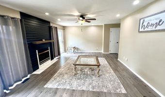 603 Lakeview Dr, Aurora, MO 65605