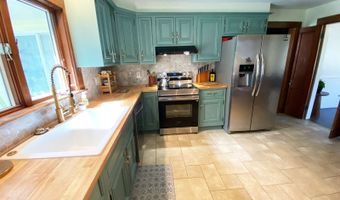 11522 Strouds Run Rd, Athens, OH 45701