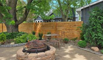 309 5th St SW, Austin, MN 55912