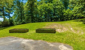 2266 S 4th St, Highlands, NC 28741