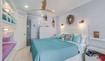 5076 Utah St, Bay St. Louis, MS 39520