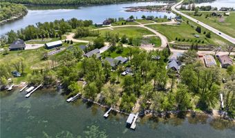633 Cihlars Point Cir SW, Alexandria, MN 56308
