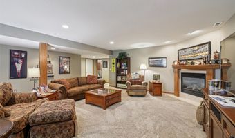 4103 NE Briarwood Dr, Ankeny, IA 50021
