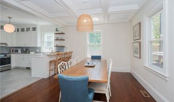 27 Mann Ave, Newport, RI 02840