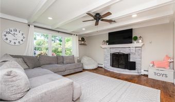 26 Sharon Pkwy, North Smithfield, RI 02896