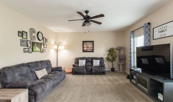 958 Willow Creek Dr, Alexandria, KY 41001
