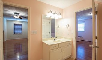 16297 Greenevers Ct, Abingdon, VA 24210