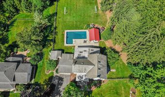 222 BASTIAN Ln, Allentown, PA 18104