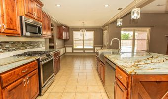 3800 SW Hollowbrook St, Bentonville, AR 72713