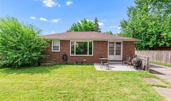 36 Lennox Ave, Amherst, NY 14226