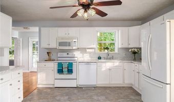 135 Brookhaven Ln, Advance, NC 27006
