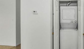 55 Harbor N, Amityville, NY 11701