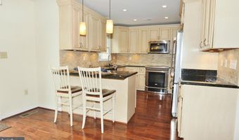 7411 SALFORD Ct, Alexandria, VA 22315