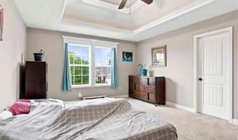 16805 Juniper Dr, Basehor, KS 66007