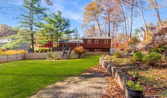 35 Mendes Rd, Danbury, CT 06811