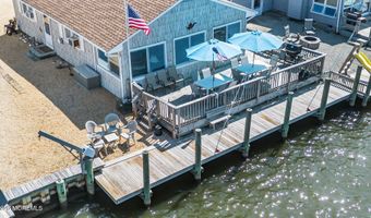 281 Sandlewood Dr, Bayville, NJ 08721