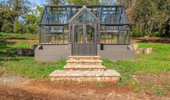 340 White Cottage Rd S, Angwin, CA 94508