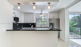 3552 Magellan Cir 122, Aventura, FL 33180