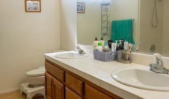 1371 Gilmore Pl, Escondido, CA 92026