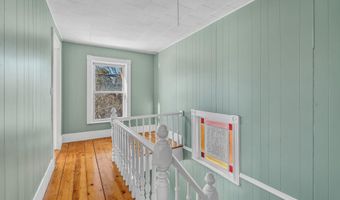 327 Essex St, Bangor, ME 04401