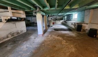 302 W 7th St, Bicknell, IN 47512