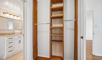 5225 POOKS HILL Rd #1705N, Bethesda, MD 20814