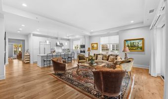 8111 RIVER Rd 116, Bethesda, MD 20817