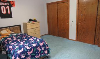 N1583 ROLLING HILLS RD, Antigo, WI 54409