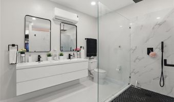 24 W KING St, Orlando, FL 32804