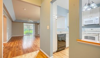 7201 TRAVERTINE Dr 104, Baltimore, MD 21209