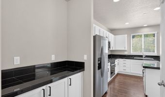 8434 SW 186TH Ave, Beaverton, OR 97007