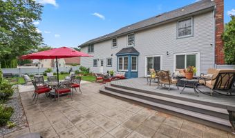 2 Independence Dr, Aberdeen, NJ 07747