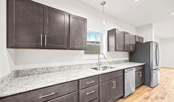 7 Berry Crest Ln, Arden, NC 28704