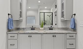 842 Long Leaf Cir, Brandon, MS 39042