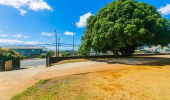 99-028 Moanalua Rd, Aiea, HI 96701